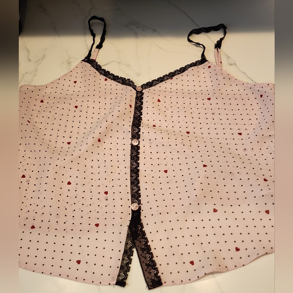 Valerie Stevens Pink Camisole with Black Lace and Heart Design W/Cropped Pants